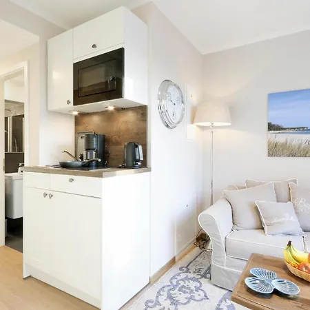 Amazing apartment in Ostseebad Boltenhagen with Sauna&WiFi Buitenkant foto